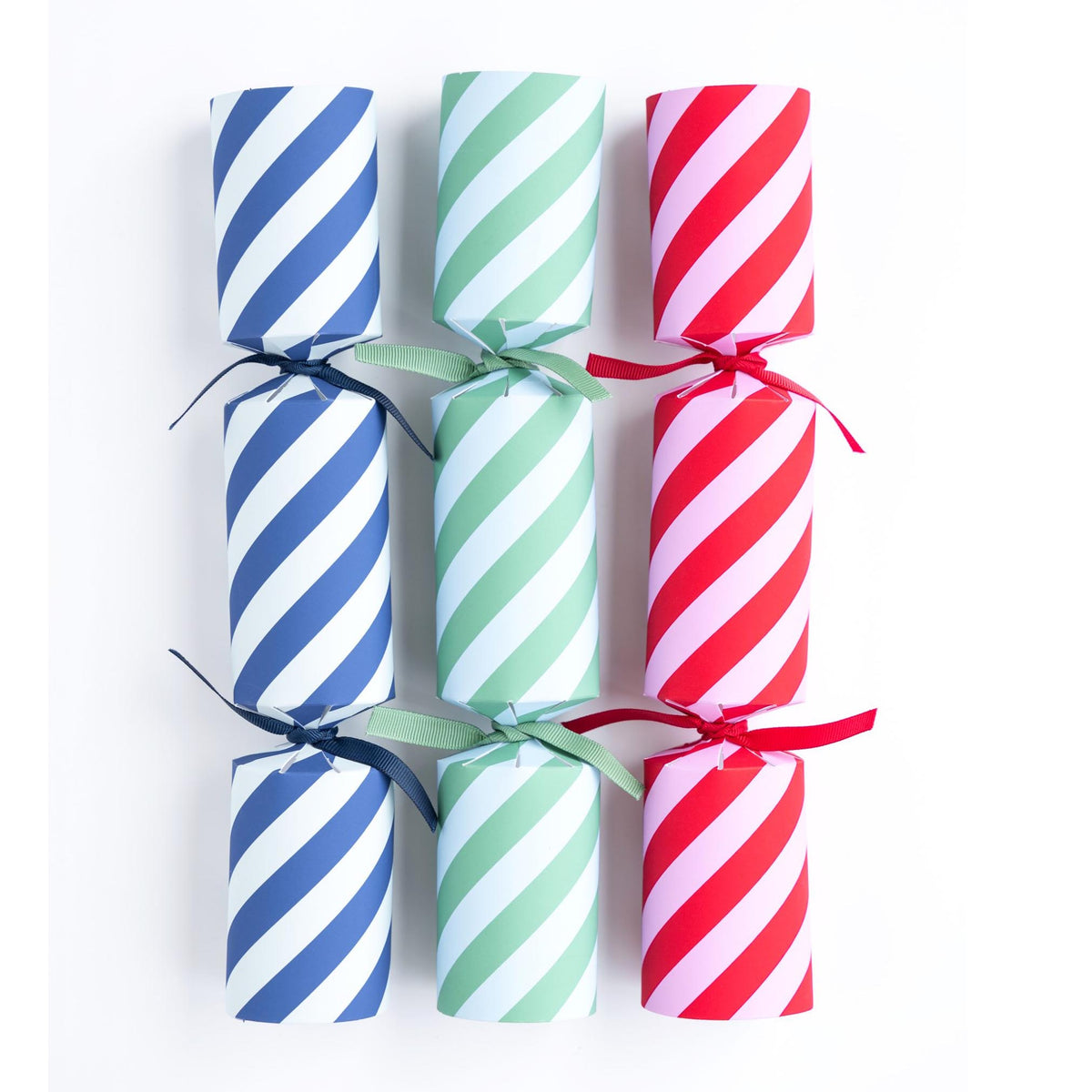 Six striped game crackers arranged vertically showing blue, green, and red colour options.