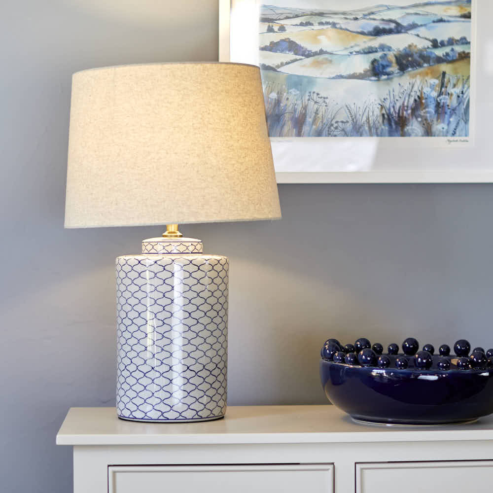 Blue and White Crackle Table Lamp with Shade