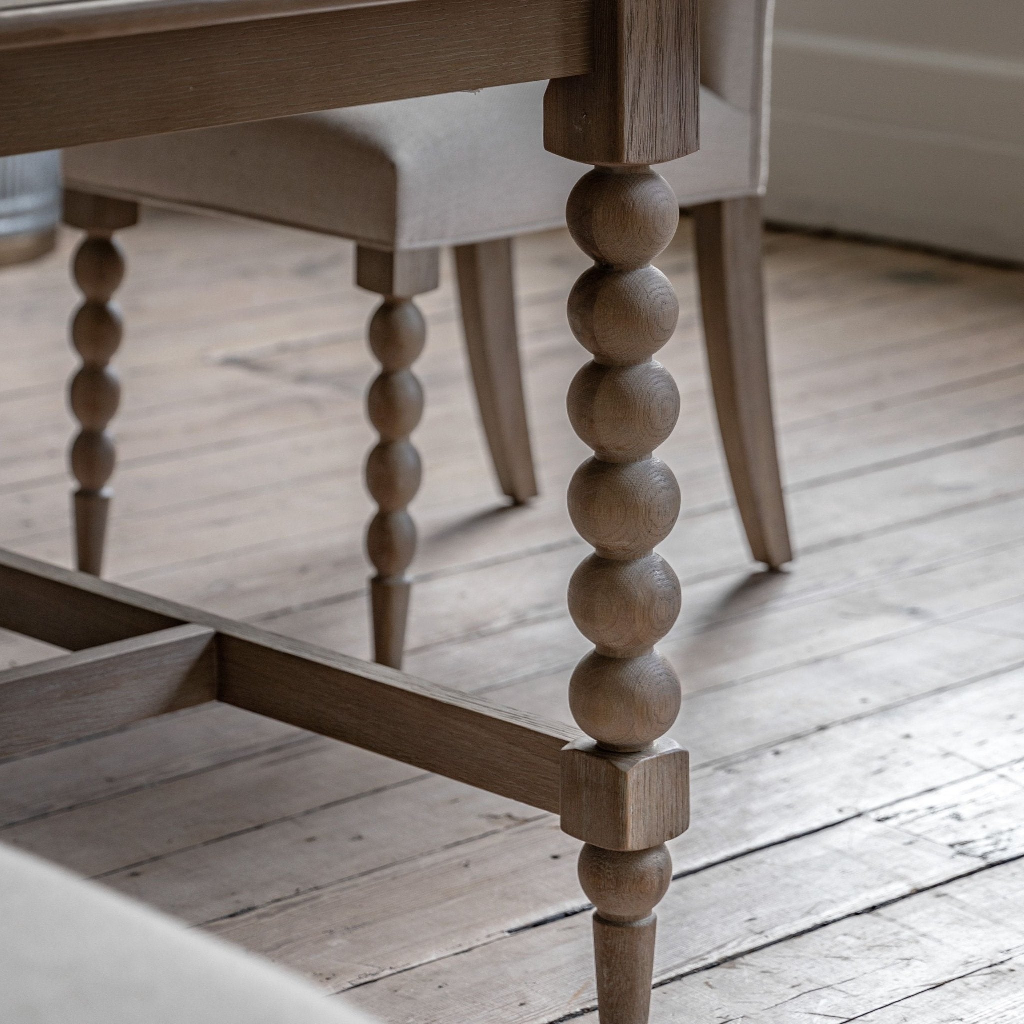 Bobbin Extending Table