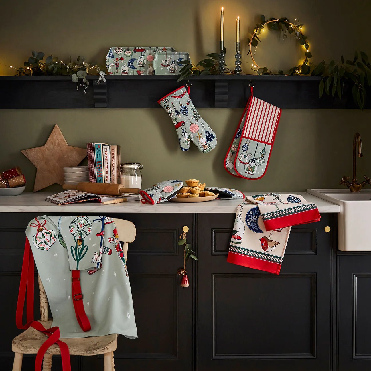 Christmas Ornaments Cotton Apron