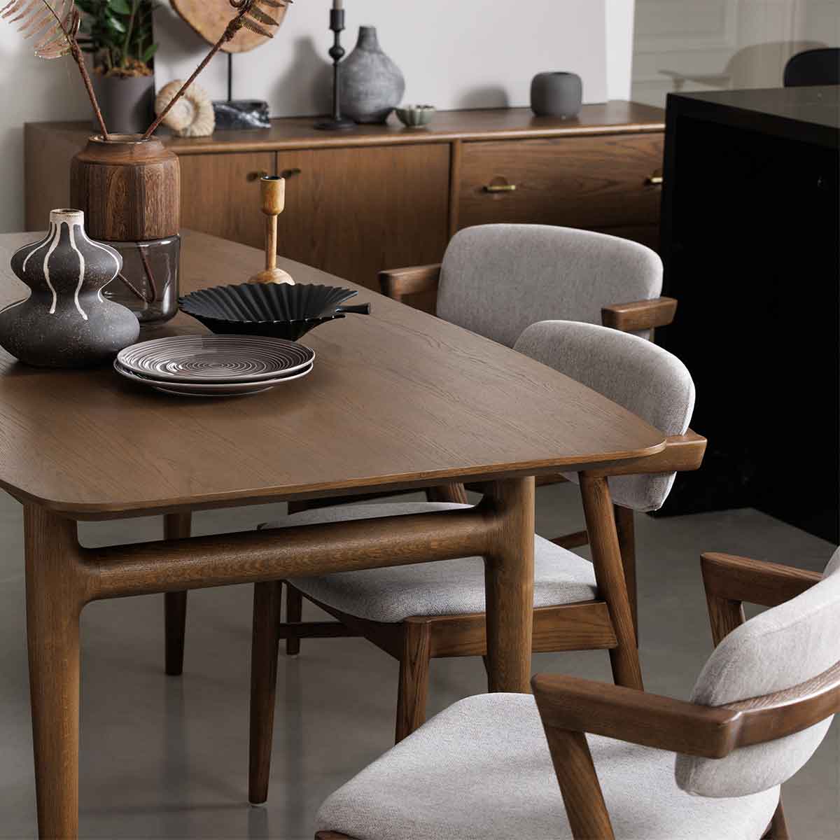 Marlow 160-215cm Extending Dining Table