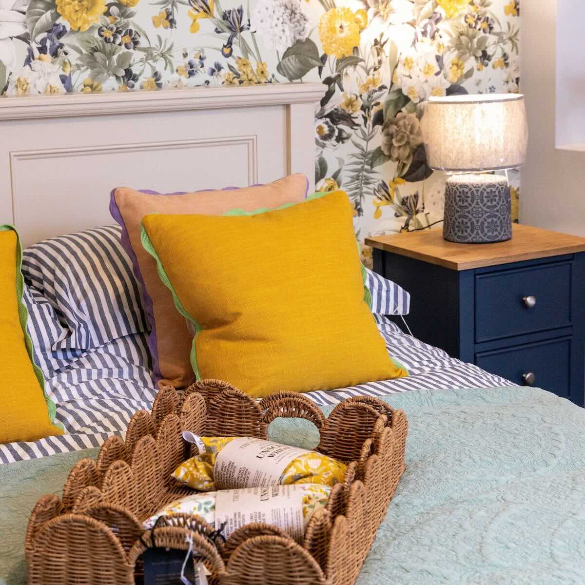 Marlow Bedstead Single (3') / Painted Top / Ivory,Single (3') / Painted Top / Joas White,Single (3') / Painted Top / Oxford Stone,Single (3') / Painted Top / Pidgeon,Single (3') / Painted Top / Stifkey Blue,Single (3') / Oak Top / Ivory,Single (3') / Oak Top / Joas White,Single (3') / Oak Top / Oxford Stone,Single (3') / Oak Top / Pidgeon,Single (3') / Oak Top / Stifkey Blue,Double (4'6") / Painted Top / Ivory,Double (4'6") / Painted Top / Joas White,Double (4'6") / Painted Top / Oxford Stone,Double (4'6")