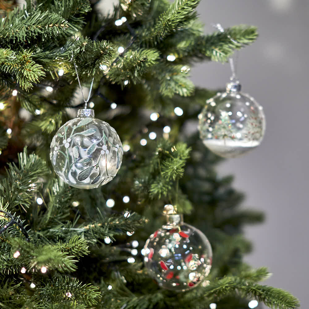 Mistletoe Spray Bauble