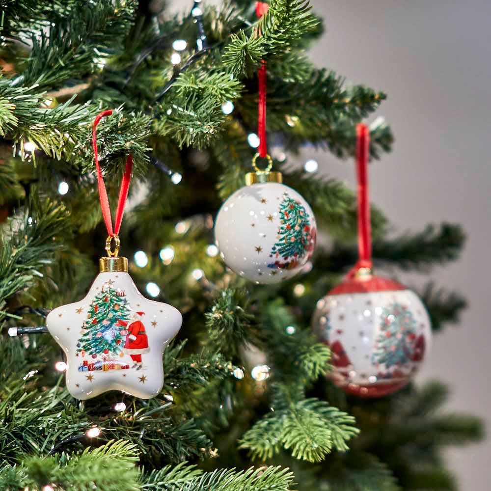 Nostalgia Bauble, White