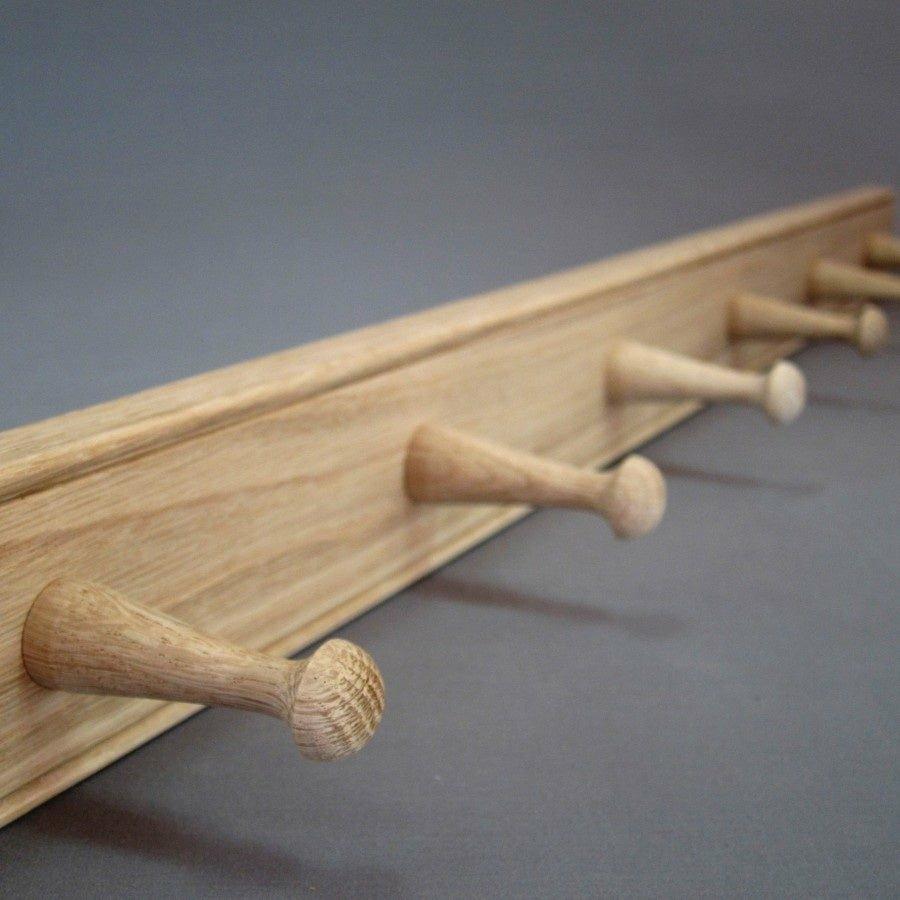 6 Hook Pegrail, Oak