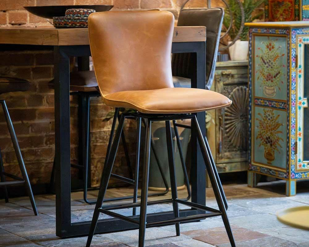 Elizabeth Counter Stool Tan PU