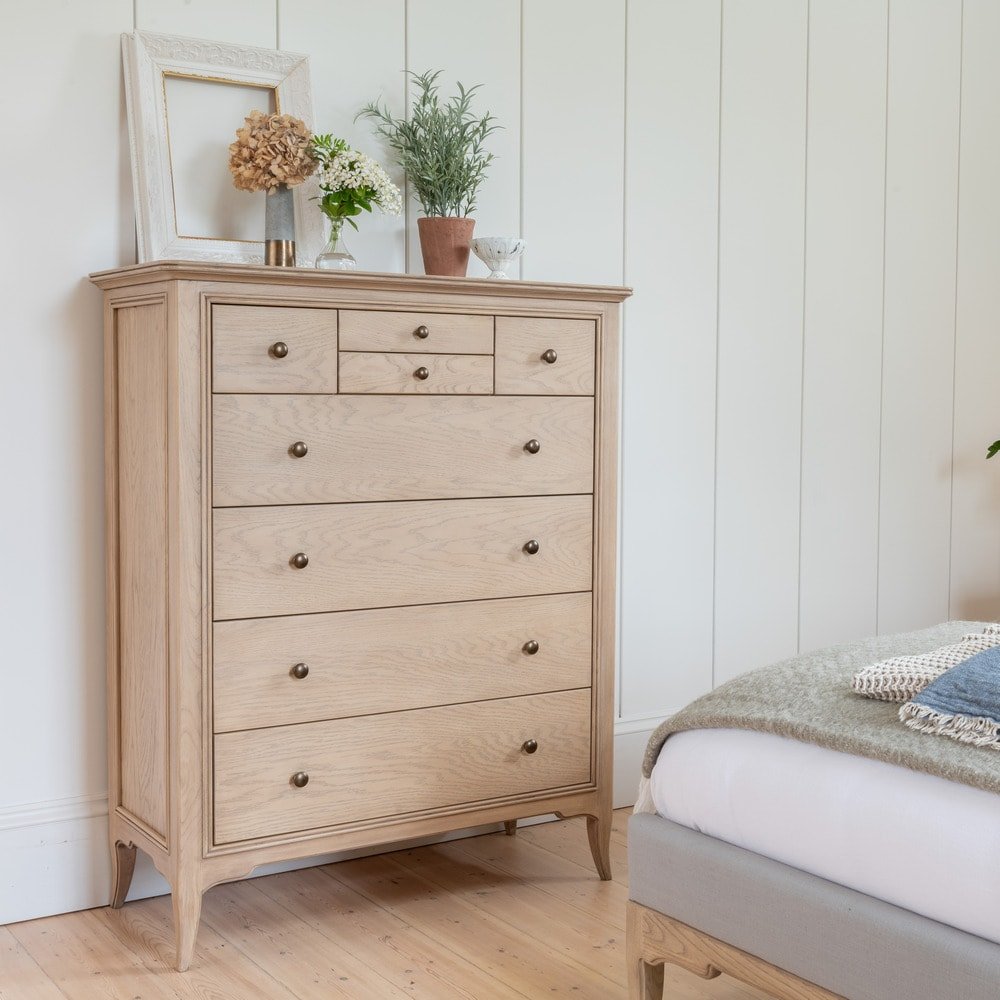 Paris 8 Drawer Merchant Chest