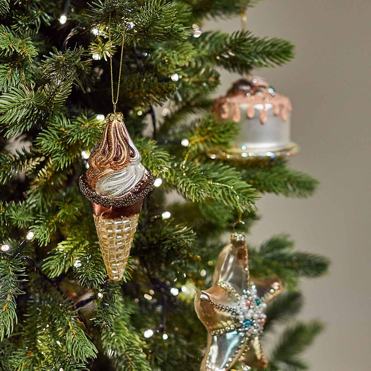 Retro Ice Cream Cone