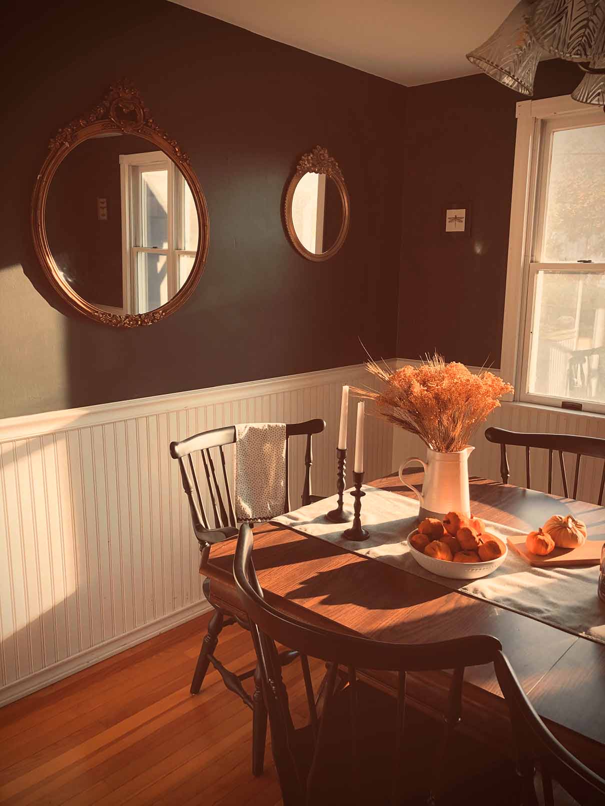 Embracing Autumn's Warmth: Decorating Your Home for the Season - Angela Reed