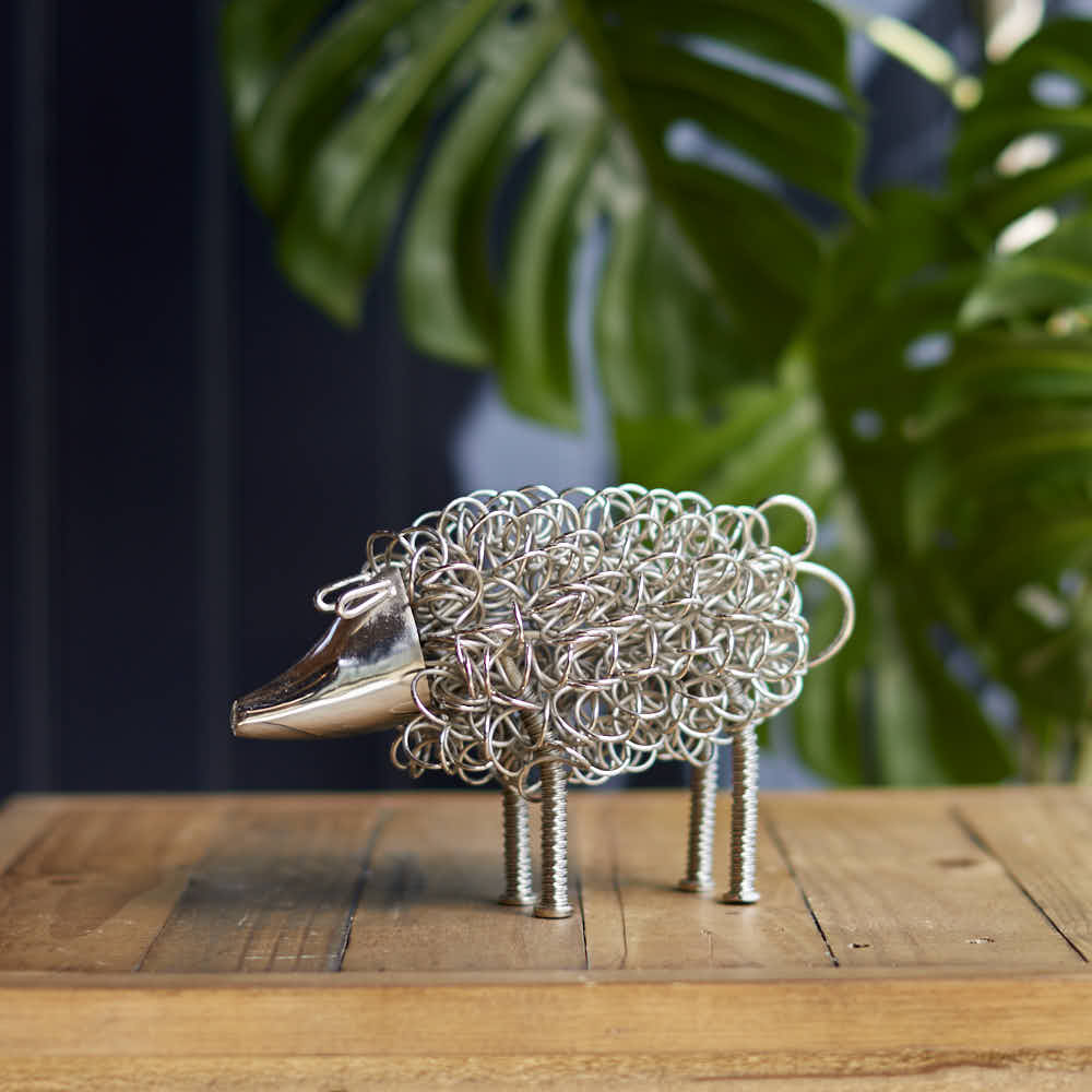 Wiggle Pig, Mother