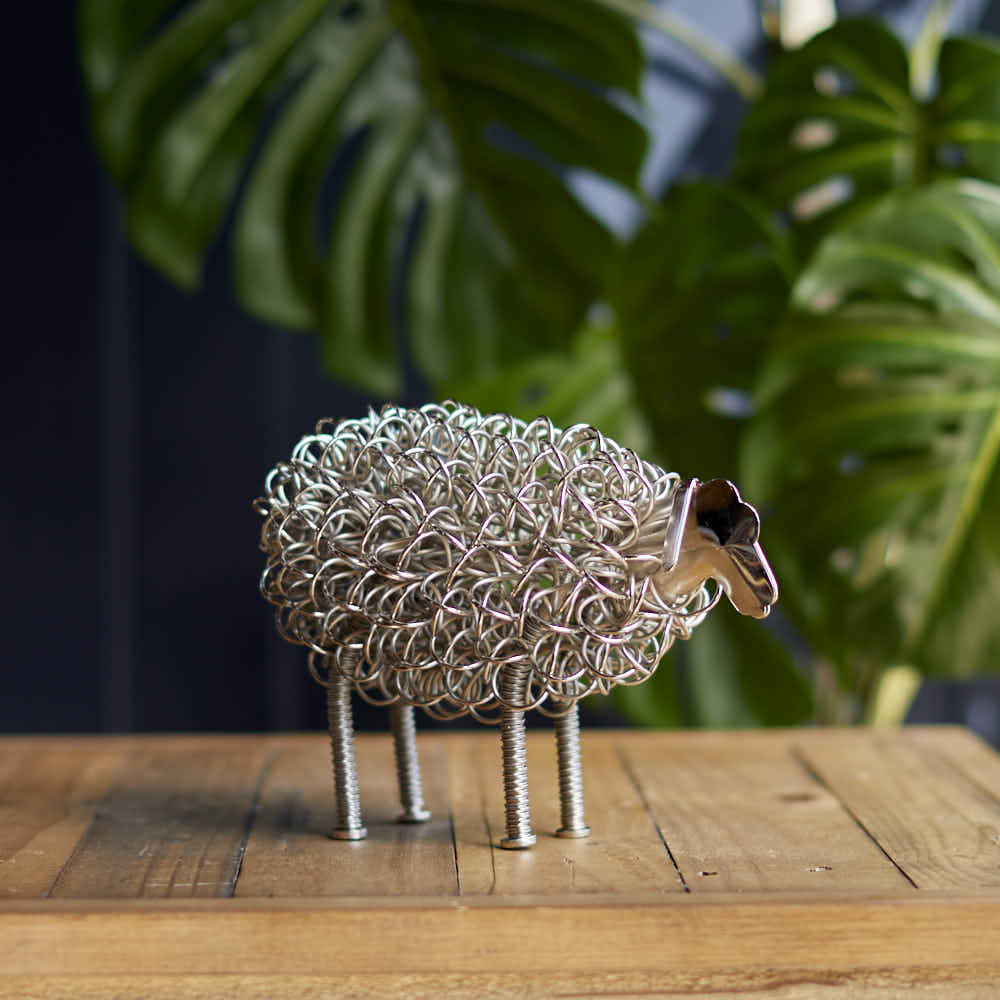 Wiggle Sheep, Nickel