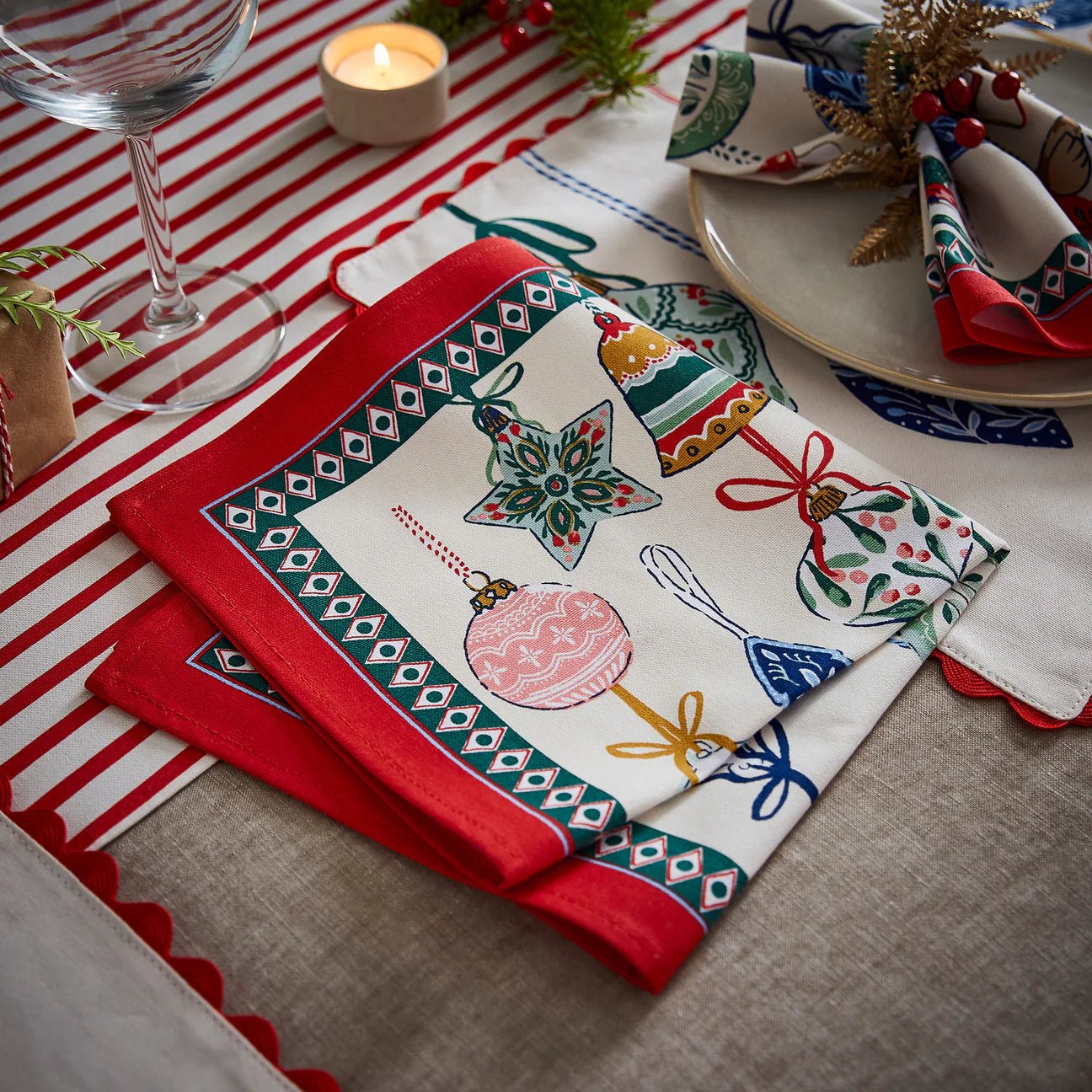 Christmas Ornaments Cotton Napkins, 2 Pack