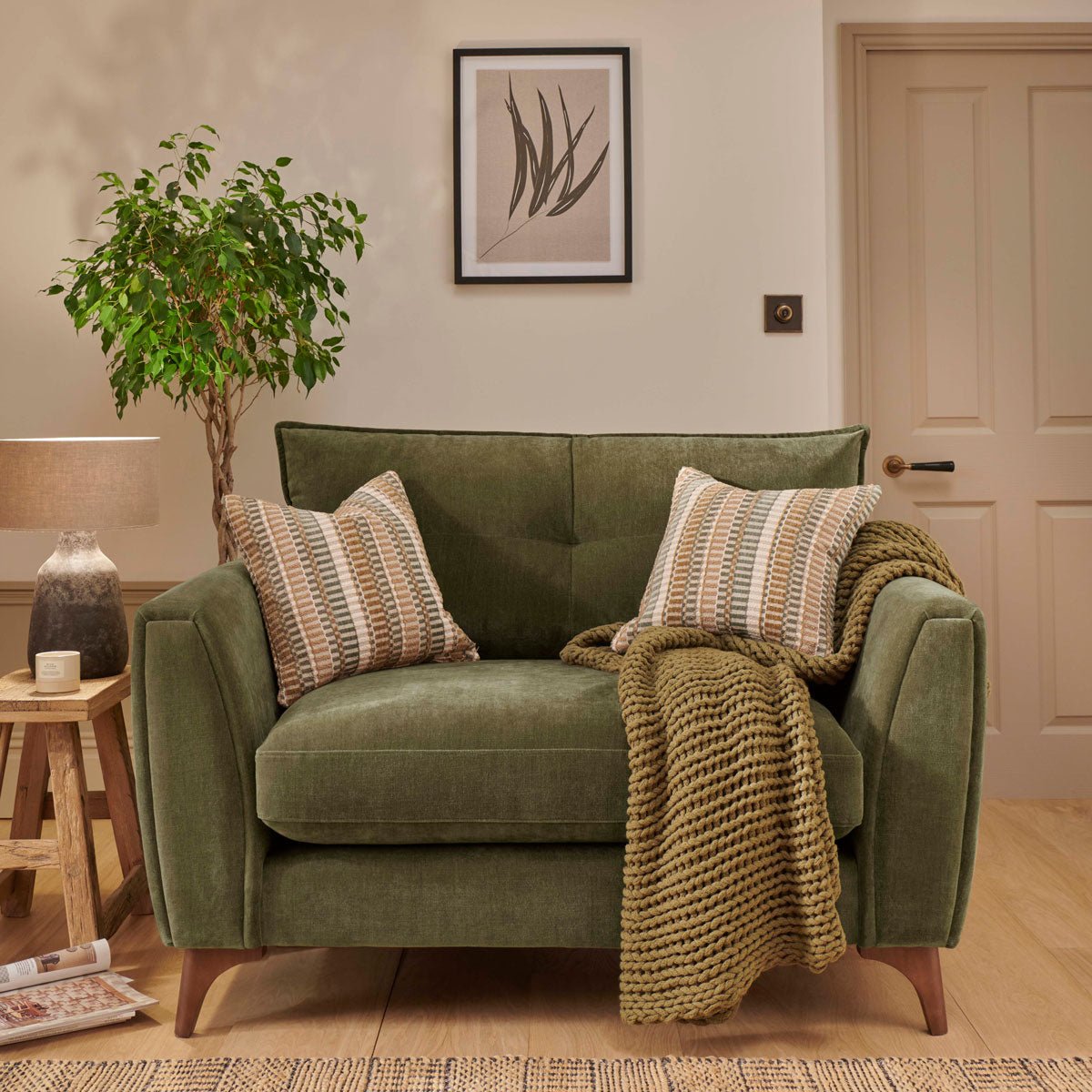 Collingwood Corner Sofa - Angela Reed - Furniture