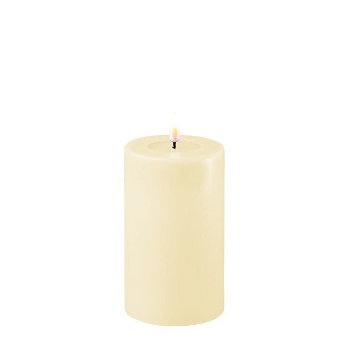 Flameless LED Cream Candle 7.5 x 10cm (3 x 4"),7.5 x 12cm (3 x 5"),7.5 x 15cm (3 x 6"),10 x 15cm (4 x 6"),Tealights (pack of 2)