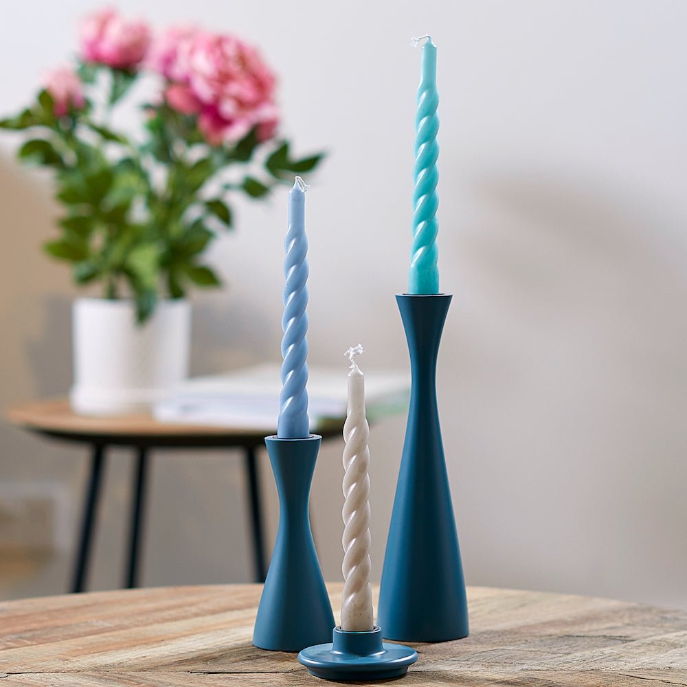 Medium Candlestick, Pompadour