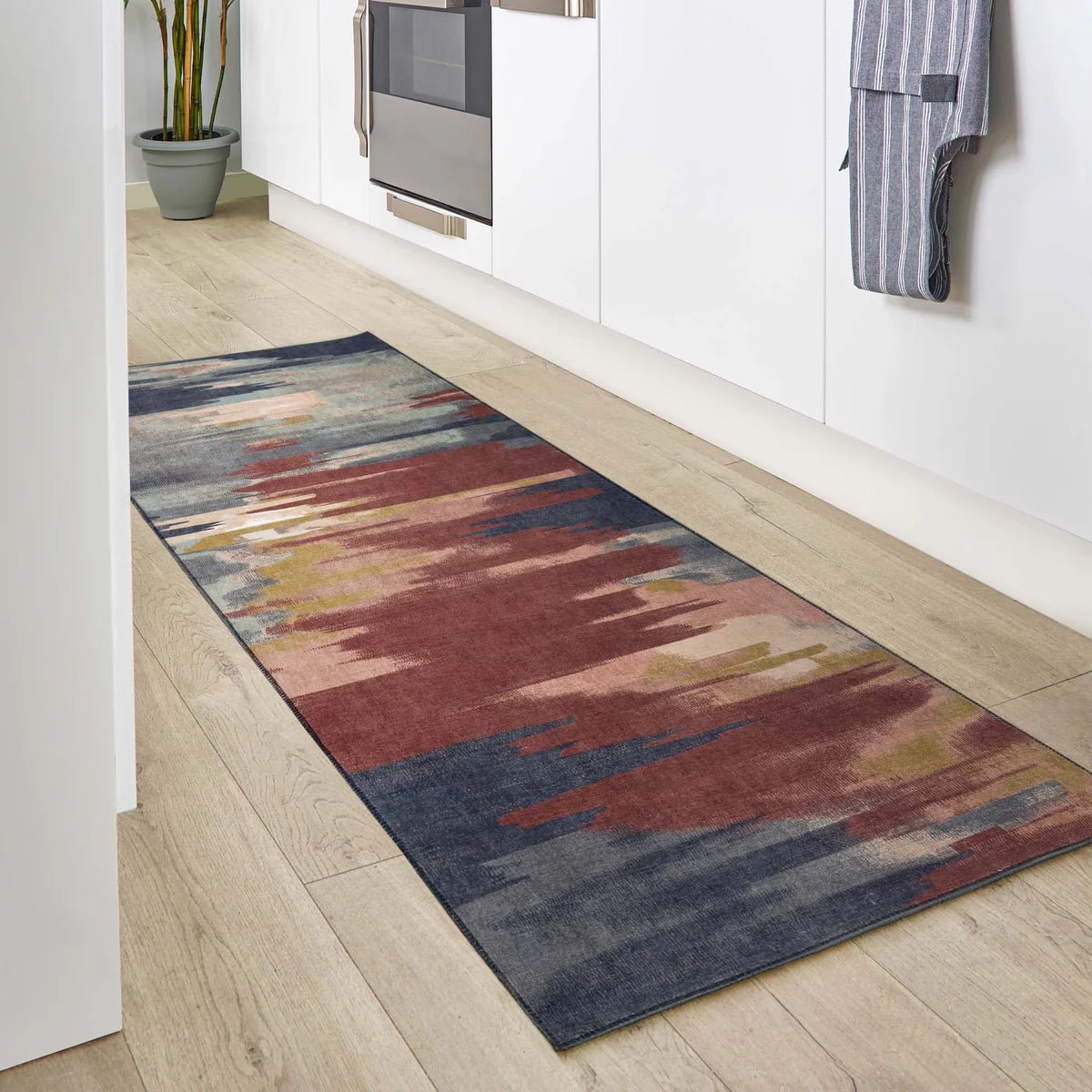 Origin Washable Rug Sedona Rust/Navy 80 x 150cm,120 x 170cm,160 x 230cm,67 x 200cm runner