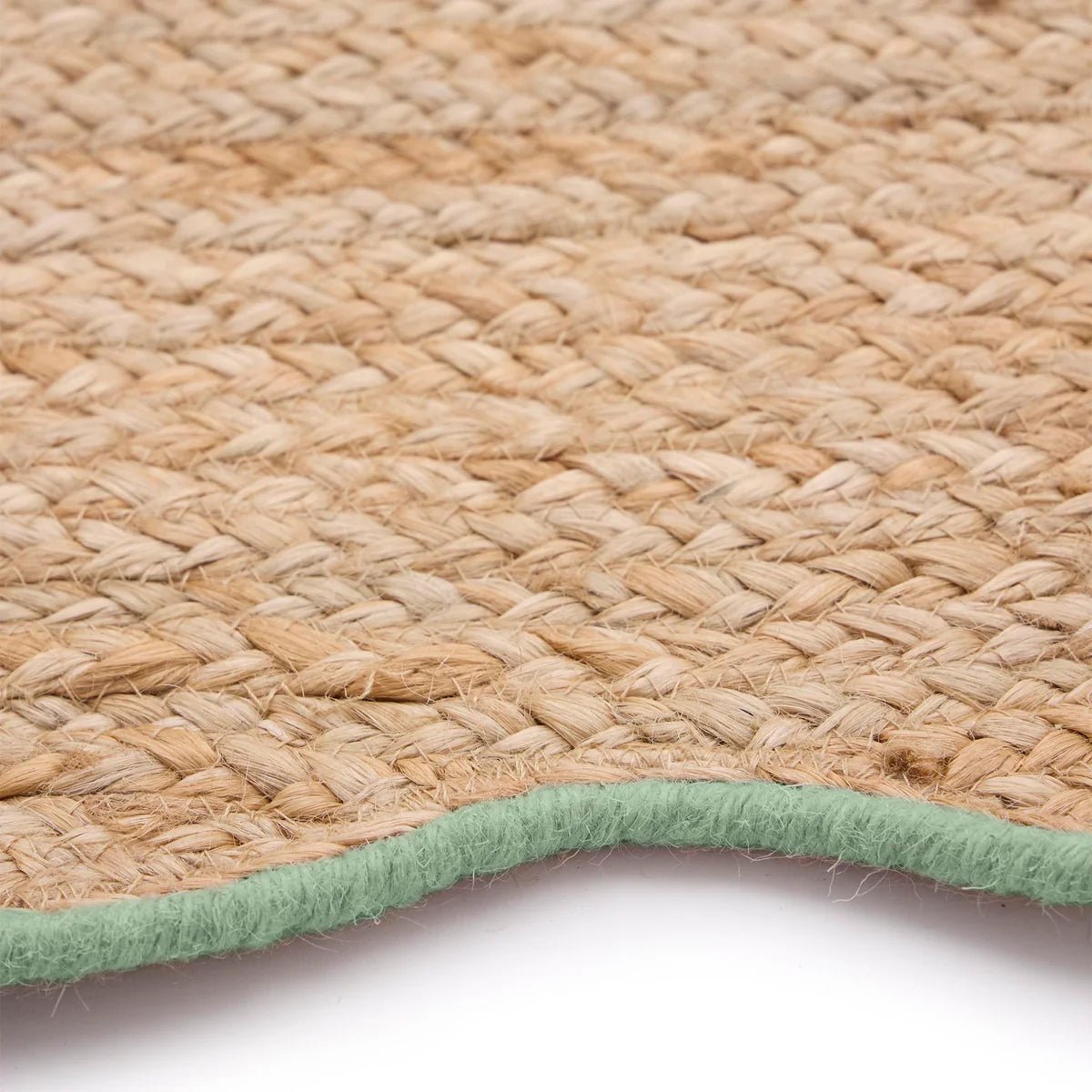 Origins Jute Scalloped Edge Rug, Green 120 x 170cm,160 x 230cm,67 x 200cm runner
