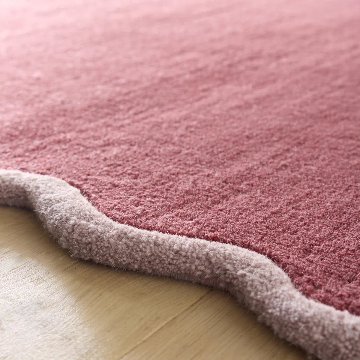 Origins Scalloped Elsie Rug, Coral/Lilac 120 x 170cm,160 x 230cm,200 x 300cm,67 x 230cm runner