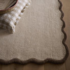Origins Scalloped Elsie Rug, Natural/Brown 120 x 170cm,160 x 230cm,200 x 300cm,67 x 230cm runner