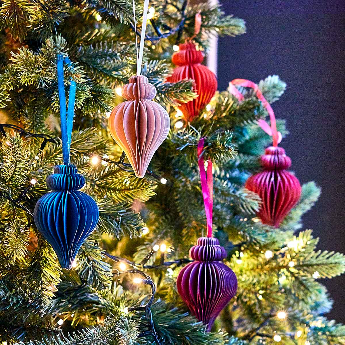 Paper Teardrop Decoration, Turquoise, 10cm