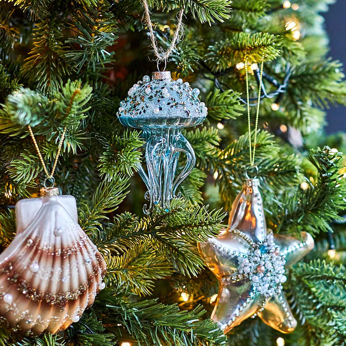 Pink Glass Scallop Bauble