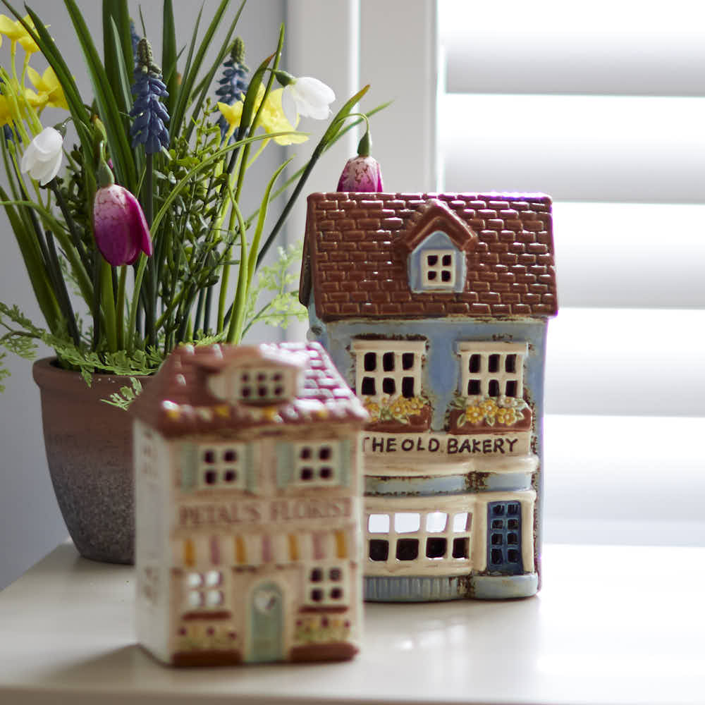 Pottery Village Bakery Tealight House