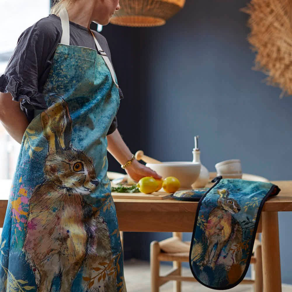Woodland Hare Apron - Angela Reed -