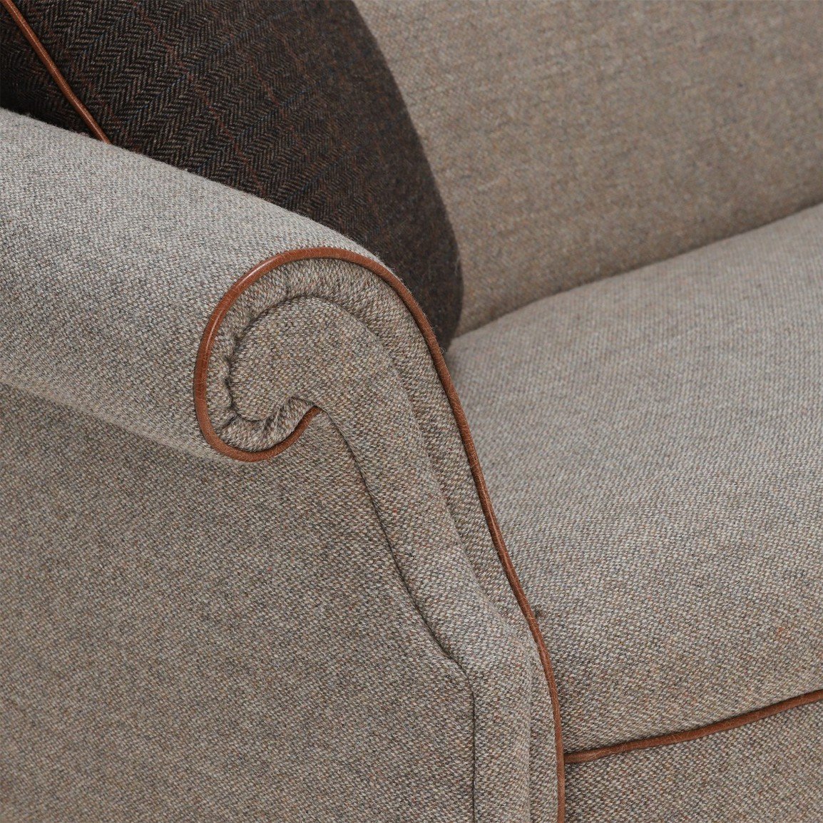 Bowmore Grand Sofa