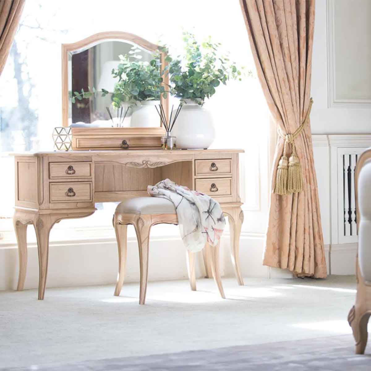 Lyon Dressing Chest