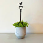 Robin on Fork Pot Stem
